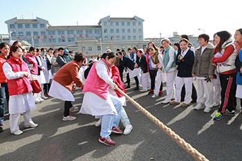3.拔河比赛.JPG